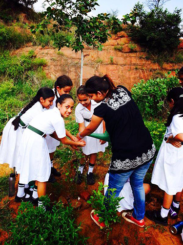 2014-8-6 school planting by DPS Gurgaon